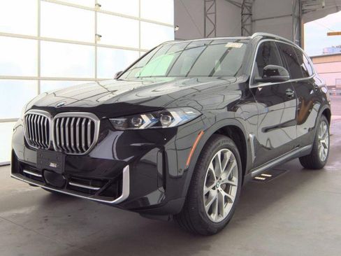 Certified 2024 BMW X5 xDrive40i image 1