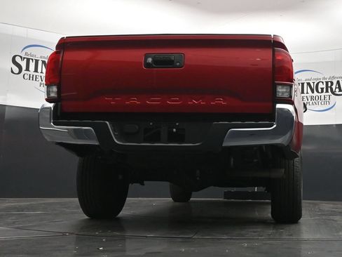 Used 2022 Toyota Tacoma SR5 RWD image 31