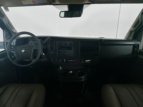 Used 2025 Chevrolet Express 2500 w/ Enhanced Convenience Package RWD image 13