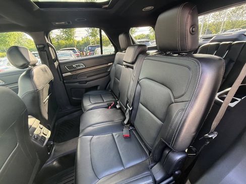 Used 2017 Ford Explorer Limited AWD/4WD image 21