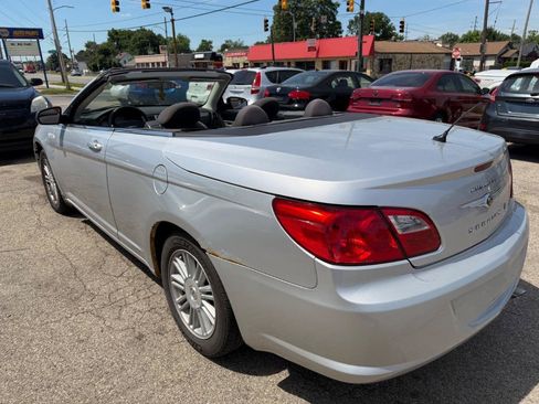 Used 2009 Chrysler Sebring LX w/ Convenience Group FWD image 9
