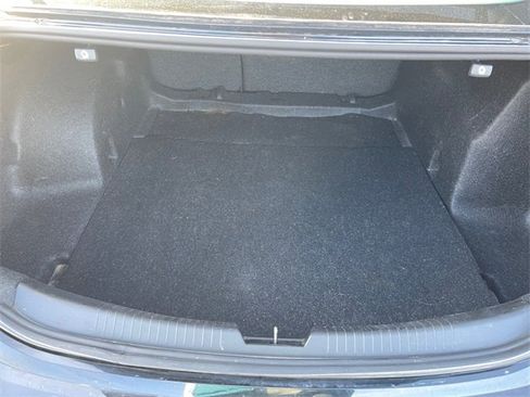 Used 2020 Chevrolet Malibu LS image 25