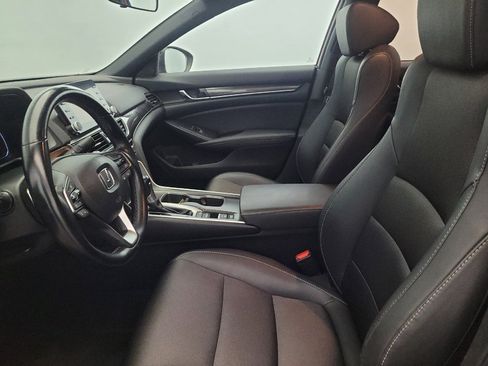 Used 2021 Honda Accord Sport image 17
