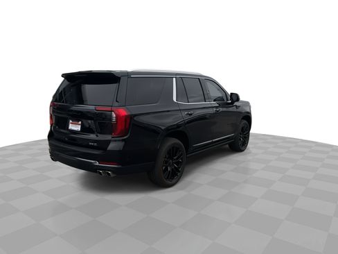Certified 2025 GMC Yukon Denali Ultimate w/ LPO, Floor Liner Package image 8