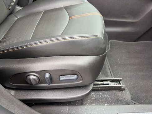 Certified 2023 Chevrolet Equinox Premier image 28