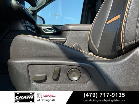 Used 2021 GMC Yukon AT4 w/ AT4 Premium Package AWD/4WD image 11