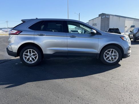 Used 2021 Ford Edge SEL w/ Convenience Package image 6