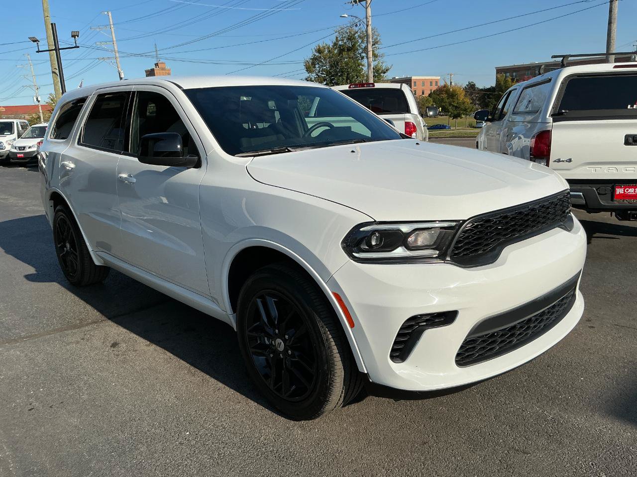 Used 2025 Dodge Durango GT AWD/4WD image 3
