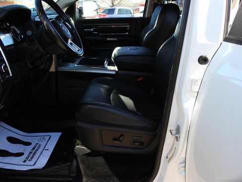 Used 2013 RAM 2500 Laramie w/ Convenience Group image 9