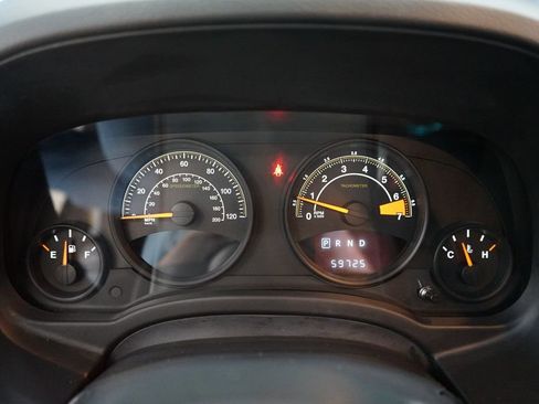 Used 2016 Jeep Compass Sport w/ Power Value Group FWD image 27