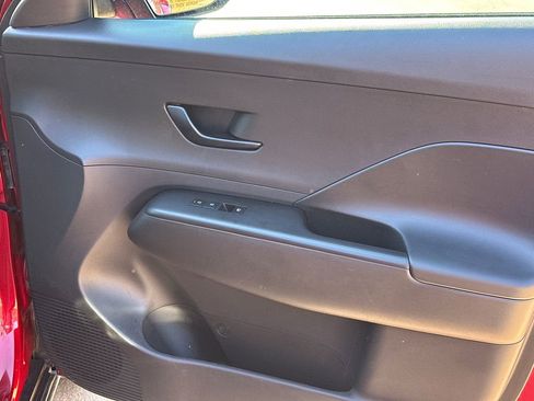 Certified 2025 Hyundai Kona SEL image 14