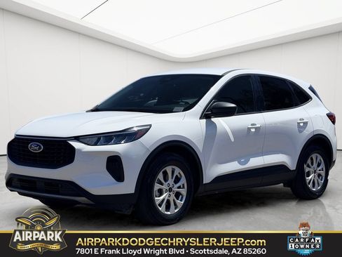 Used 2025 Ford Escape Active FWD image 1