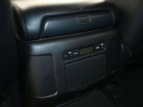 Used 2024 Nissan Armada SL w/ Captain's Chairs Package RWD image 15