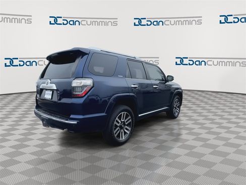 Used 2016 Toyota 4Runner Limited image 8