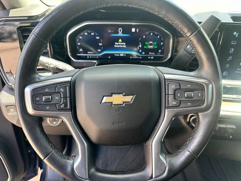 Used 2023 Chevrolet Silverado 1500 LT w/ Convenience Package II RWD image 11