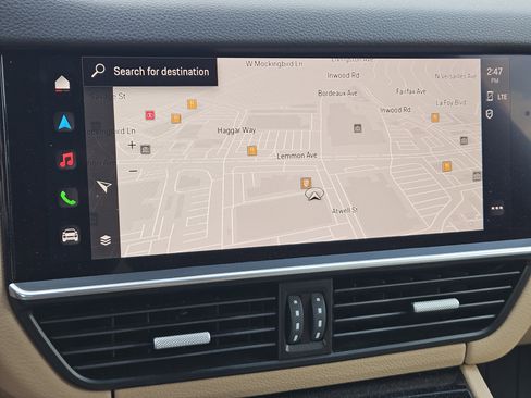 Certified 2023 Porsche Cayenne AWD/4WD image 17