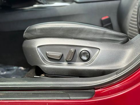 Used 2018 Toyota Camry SE w/ Convenience Package image 21