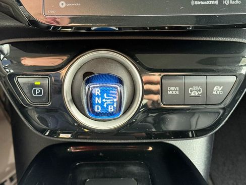 Used 2020 Toyota Prius Prime XLE FWD image 12