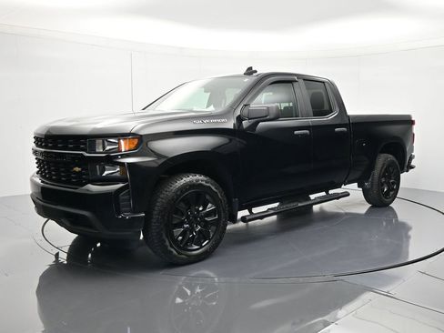 Certified 2021 Chevrolet Silverado 1500 Custom RWD image 1