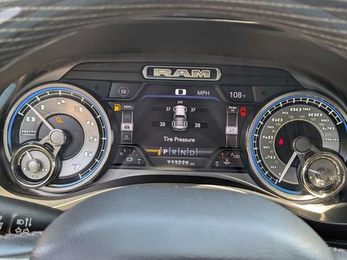 Used 2019 RAM 1500 Limited AWD/4WD image 25
