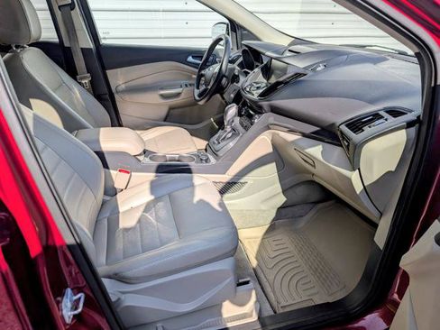 Used 2014 Ford Escape Titanium w/ Equipment Group 401A FWD image 22