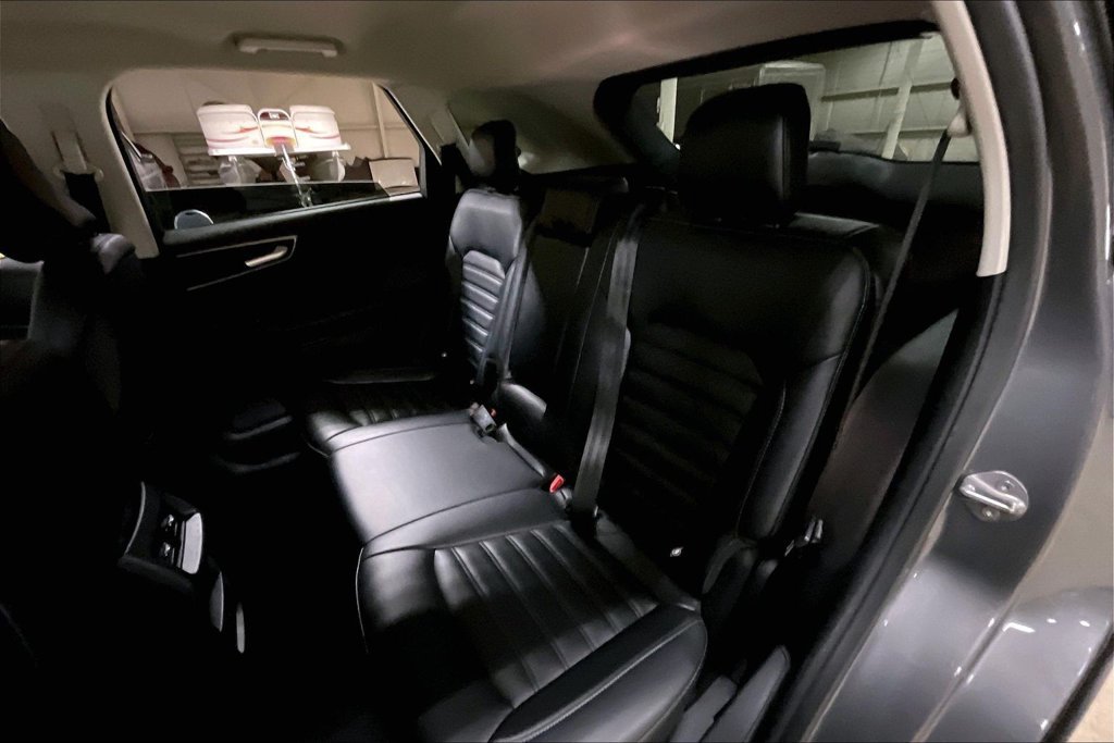 Certified 2024 Ford Edge SEL AWD/4WD image 24