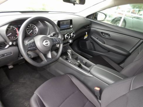 New 2025 Nissan Sentra S image 10