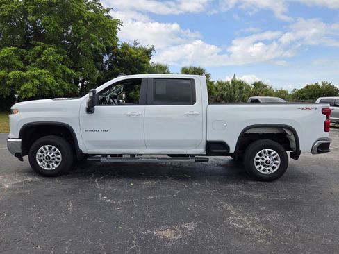 Certified 2025 Chevrolet Silverado 2500 LT w/ Convenience Package AWD/4WD image 2