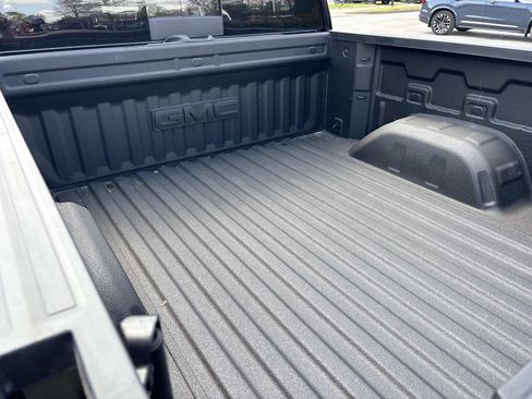 Certified 2023 GMC Sierra 1500 SLT w/ SLT Convenience Package AWD/4WD image 34