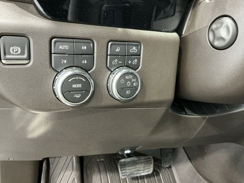 Used 2026 GMC Sierra 1500 SLT w/ SLT Premium Package image 50