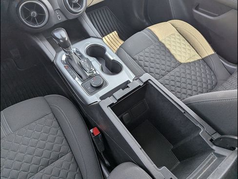 Certified 2019 Chevrolet Blazer LT FWD image 34