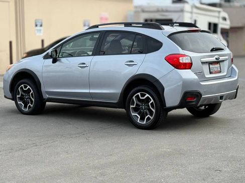 Used 2017 Subaru Crosstrek 2.0i Premium image 10