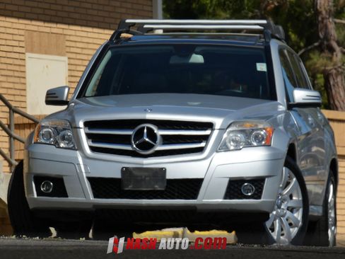 Used 2012 Mercedes-Benz GLK 350 4MATIC image 2