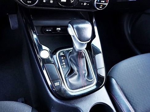 Used 2023 Kia Soul GT-Line image 31