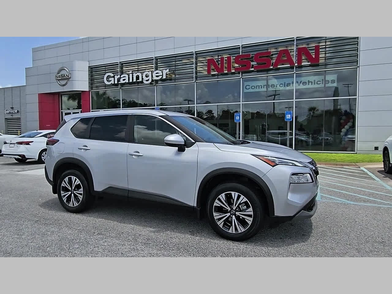 Used 2023 Nissan Rogue SV FWD image 38