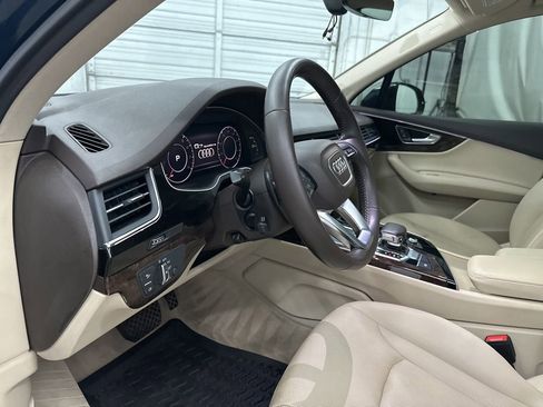Used 2019 Audi Q7 3.0T Premium Plus w/ Premium Plus Package AWD/4WD image 8