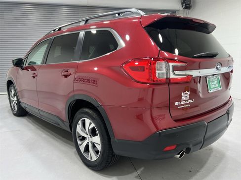 Certified 2024 Subaru Ascent Premium w/ Convenience Package image 6