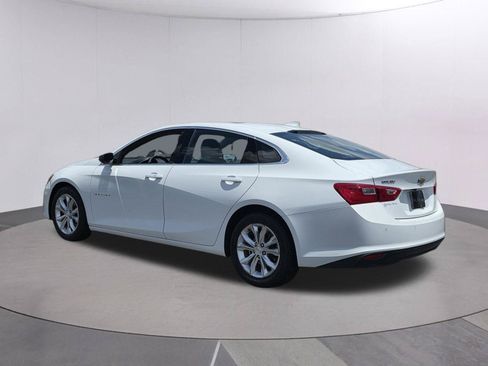 Used 2024 Chevrolet Malibu LT FWD image 3