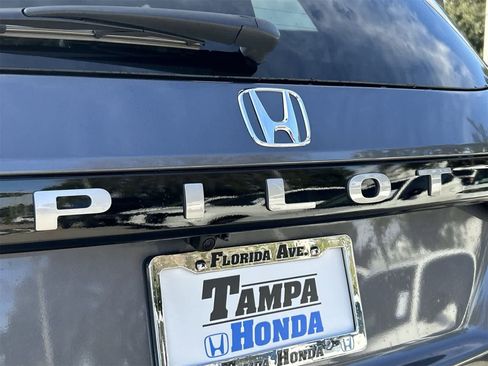 Used 2026 Honda Pilot EX-L image 7