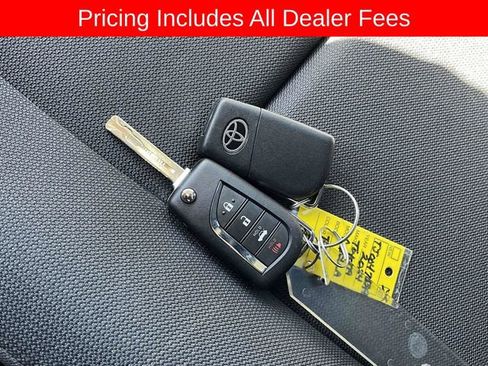 Used 2024 Toyota Corolla LE FWD image 33