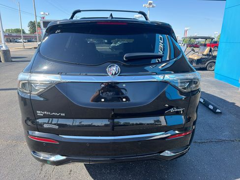 Used 2023 Buick Enclave Avenir w/ Avenir Technology Package AWD/4WD image 5