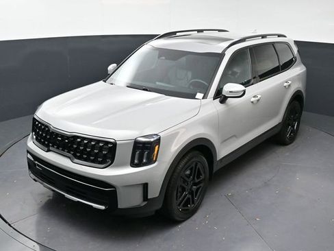 Used 2025 Kia Telluride EX X-Line AWD/4WD image 25