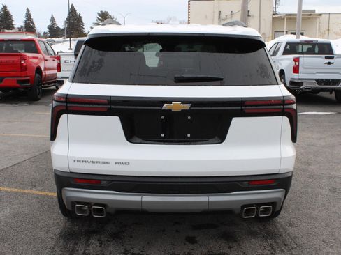 New 2026 Chevrolet Traverse LT w/ Sun and Wheel Package image 6