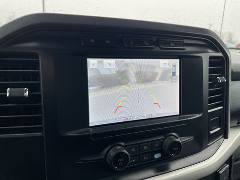 Used 2021 Ford F150 XLT w/ FX4 Off-Road Package AWD/4WD image 17
