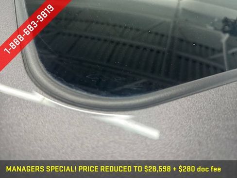 Used 2019 Toyota Highlander XLE AWD/4WD image 24