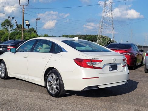 Used 2018 Honda Accord LX image 4