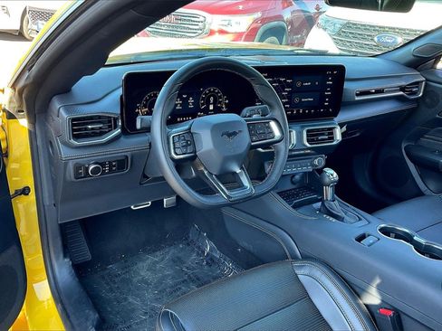 Used 2024 Ford Mustang GT Premium image 12