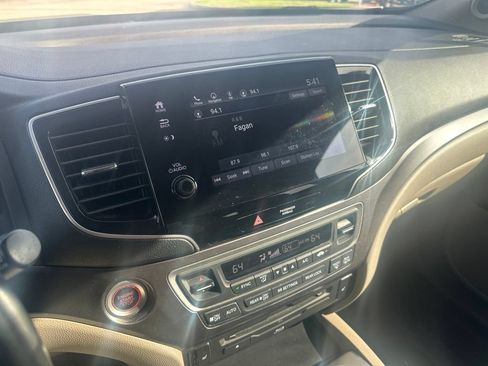 Used 2019 Honda Pilot EX-L image 11