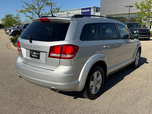 Used 2011 Dodge Journey Mainstreet w/ Popular Equipment Group FWD image 4