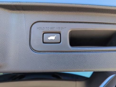 Certified 2025 Honda Pilot TrailSport image 28